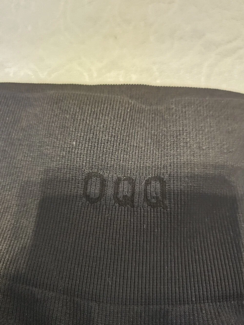 OQQ Womens Seamless Ribbed Workout Bottoms Size L Black Gym Athleisure Yoga Euc